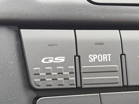 Used 2013 Buick Regal GS image 6