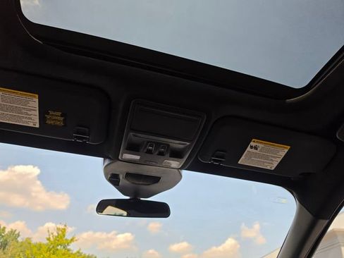 Used 2024 Ford Escape ST-Line w/ Tech Pack #1 AWD/4WD image 37