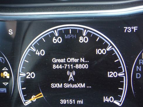 Used 2022 Jeep Grand Cherokee Laredo E w/ Security & Convenience Group AWD/4WD image 58
