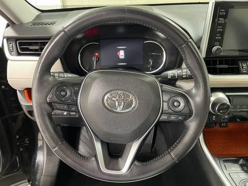Used 2019 Toyota RAV4 Adventure w/ Cold Weather Package AWD/4WD image 14