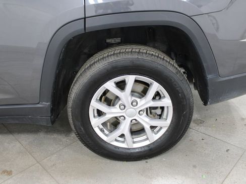 Used 2021 Jeep Grand Cherokee L Limited image 36