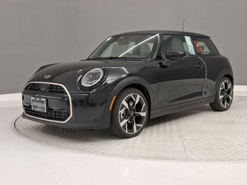New 2026 MINI Cooper 2-Door Hardtop FWD image 31