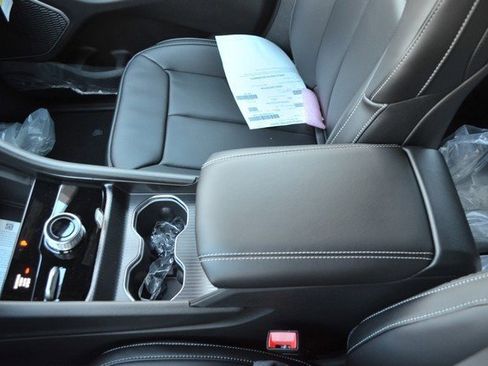 New 2025 Jeep Grand Cherokee L Limited w/ Luxury Tech Group II image 21