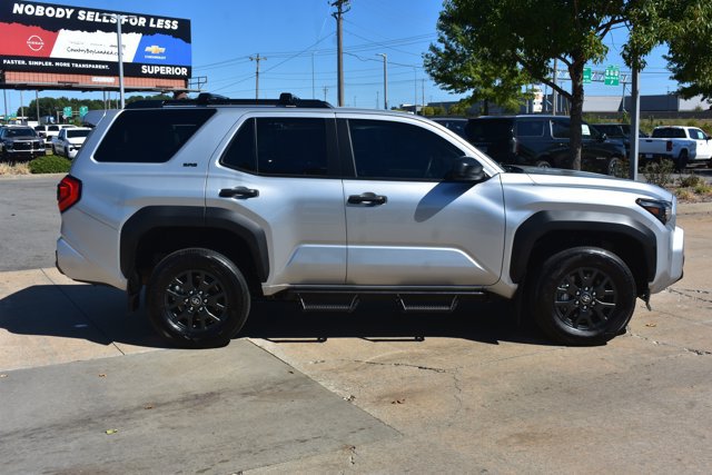 Used 2026 Toyota 4Runner SR5 AWD/4WD image 4