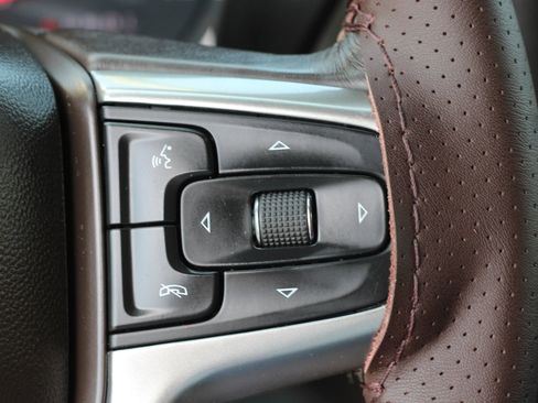 Used 2019 Chevrolet Silverado 1500 LT w/ Convenience Package image 16