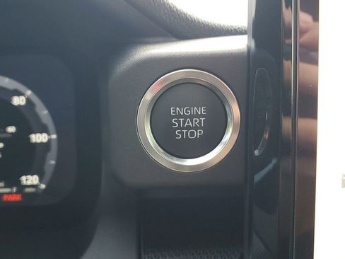 Certified 2025 Toyota 4Runner Limited image 38