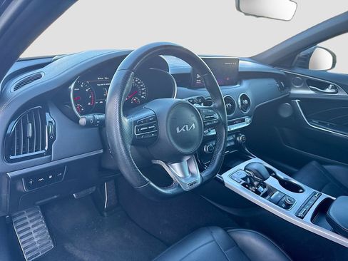 Used 2023 Kia Stinger GT2 image 11