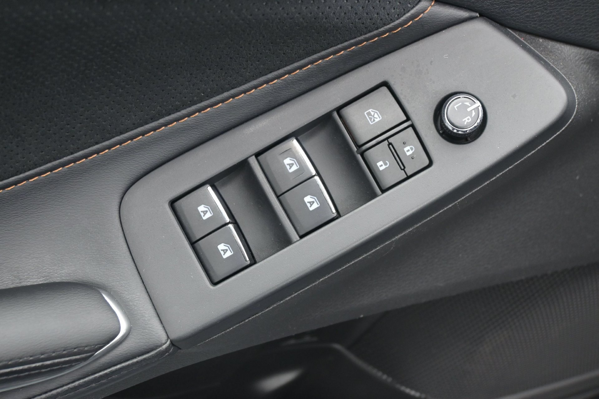 Used 2019 Toyota Avalon XSE FWD image 17