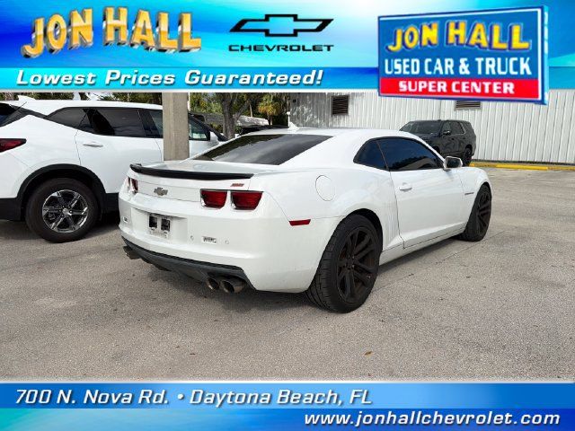 Used 2013 Chevrolet Camaro SS w/ SS Performance Package RWD image 5