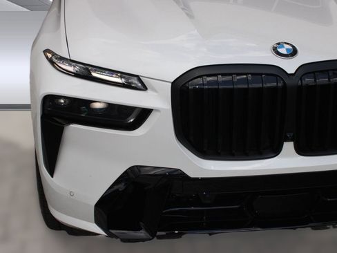 New 2026 BMW X7 xDrive40i image 11