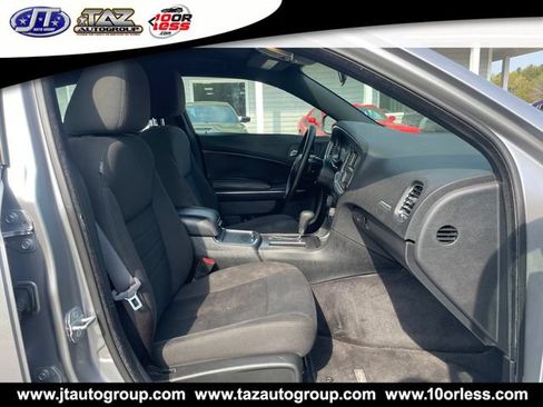 Used 2014 Dodge Charger SE RWD image 13