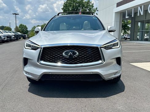 Used 2019 INFINITI QX50 Essential w/ Sensory Package FWD image 5