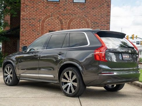 Used 2024 Volvo XC90 T8 Plus w/ Protection Package Premier AWD/4WD image 7