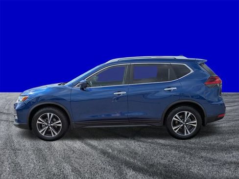 Used 2019 Nissan Rogue SV w/ Premium Package FWD image 7