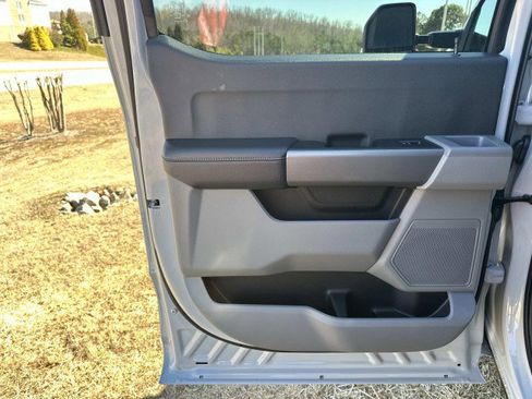 Used 2025 Ford F350 XLT w/ 360-Degree Camera Package image 21