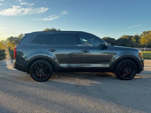 Used 2022 Kia Telluride SX w/ SX Prestige Package AWD/4WD image 6