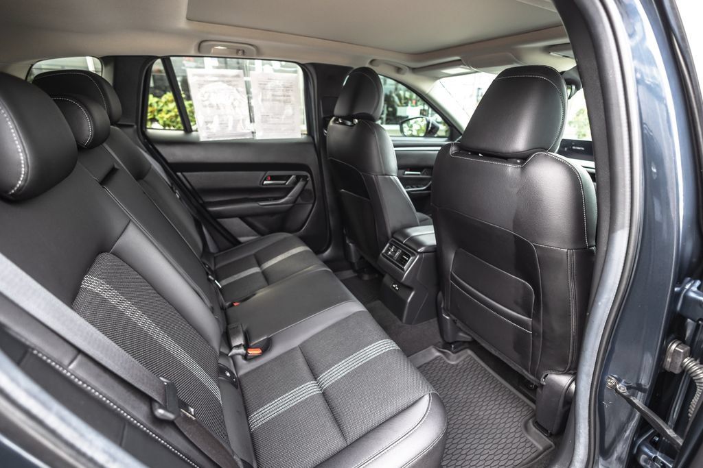 Used 2024 MAZDA CX-50 AWD 2.5 S w/ Weather Package image 19