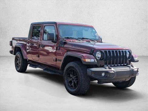 Used 2021 Jeep Gladiator Sport AWD/4WD image 3