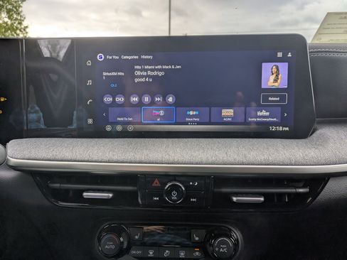 New 2026 Nissan Kicks SV w/ SV Premium Package image 14