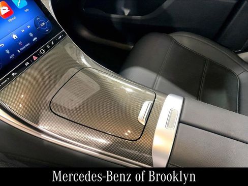 Certified 2025 Mercedes-Benz GLC 300 4MATIC image 17
