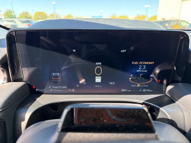New 2027 Lincoln Aviator AWD image 25