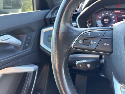 Used 2022 Audi Q3 2.0T Premium w/ Convenience Package image 18