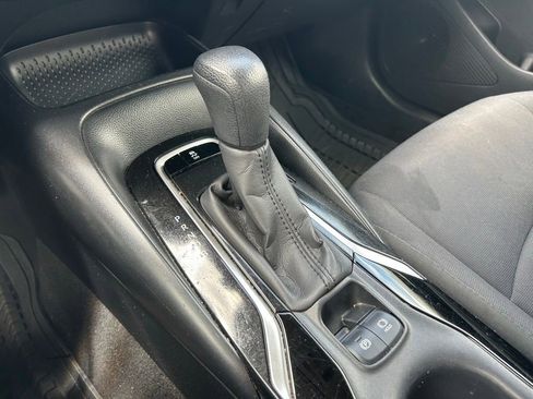 Used 2020 Toyota Corolla LE FWD image 27