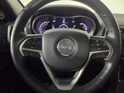 Used 2019 Jeep Grand Cherokee Altitude RWD image 17