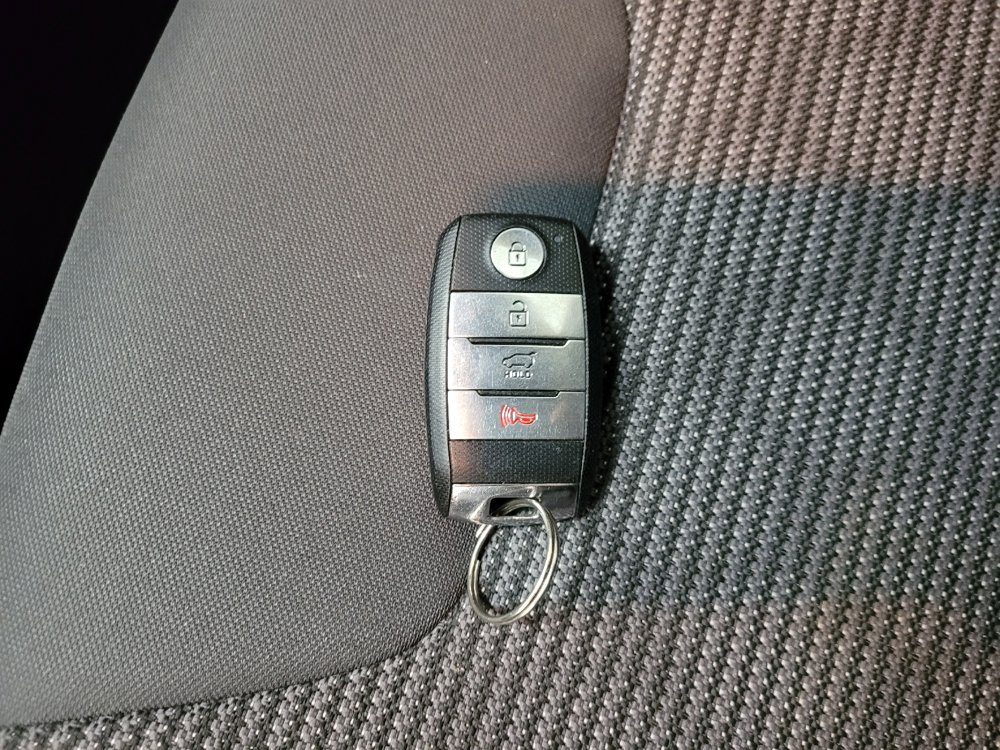 Used 2019 Kia Niro LX FWD image 32