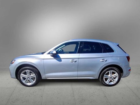 Certified 2023 Audi Q5 e Premium w/ Convenience Package AWD/4WD image 5