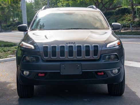 Used 2015 Jeep Cherokee Trailhawk w/ Comfort/Convenience Group image 3