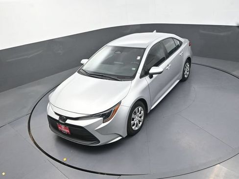 Used 2024 Toyota Corolla LE FWD image 24