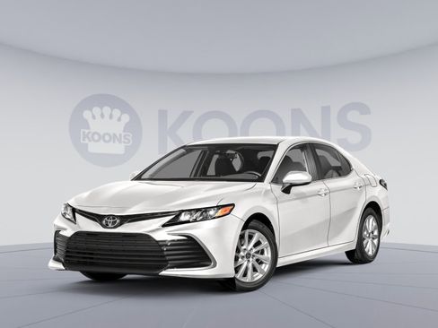 Used 2023 Toyota Camry LE image 1