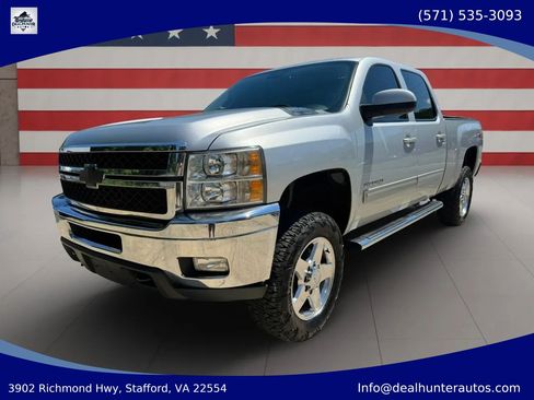 Used 2014 Chevrolet Silverado 2500 LTZ w/ LTZ Plus Package AWD/4WD image 1
