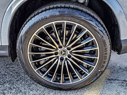 New 2026 Mercedes-Benz GLC 300 4MATIC image 9