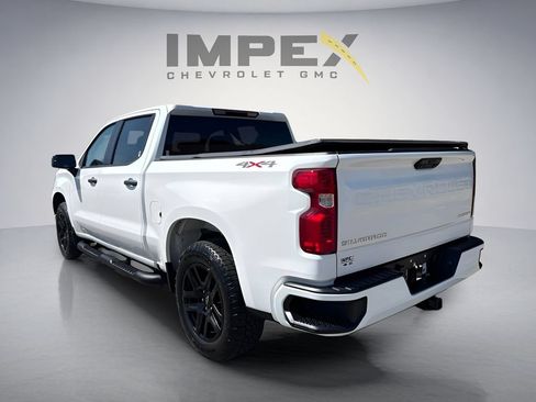 Used 2024 Chevrolet Silverado 1500 Custom AWD/4WD image 3