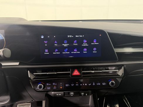 Used 2023 Kia Niro Wind w/ Wind Preserve Package FWD image 18