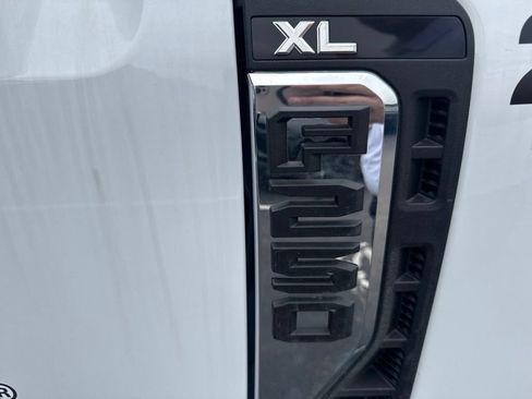 Used 2026 Ford F250 XL AWD/4WD image 5