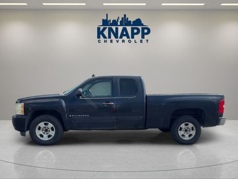 Used 2008 Chevrolet Silverado 1500 LT RWD image 2