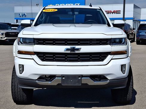 Used 2018 Chevrolet Silverado 1500 LT w/ All Star Edition AWD/4WD image 28