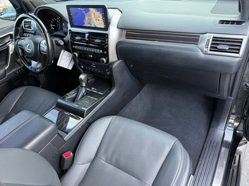 Used 2023 Lexus GX 460 Premium image 17