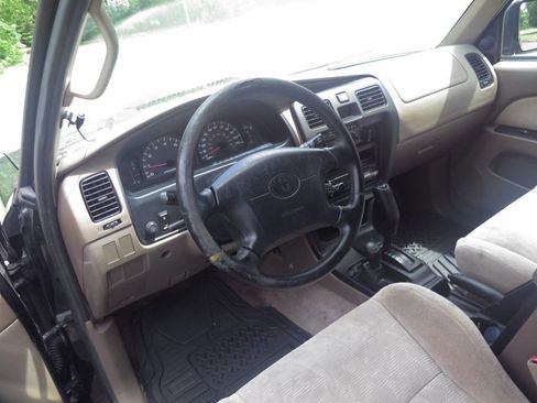 Used 1999 Toyota 4Runner SR5 AWD/4WD image 7