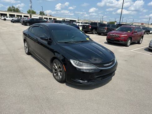 Used 2015 Chrysler 200 S w/ Navigation & Sound Group I FWD image 24