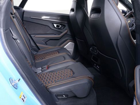 Used 2021 Lamborghini Urus AWD/4WD image 31