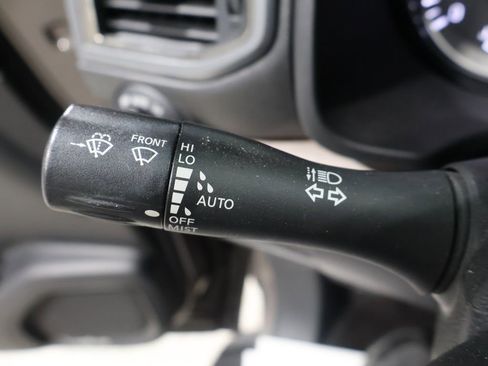 Used 2018 Nissan Titan Platinum Reserve w/ Platinum Utility Package image 40