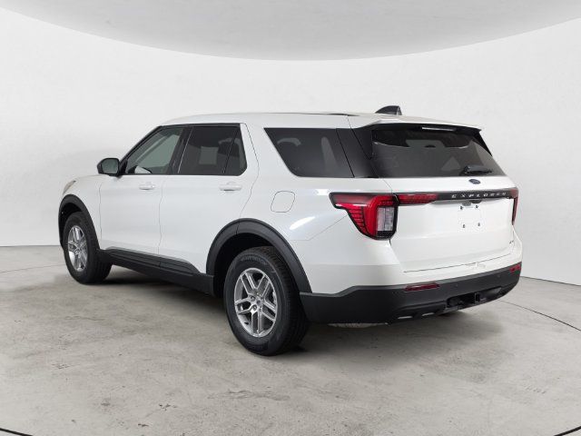 Used 2026 Ford Explorer Active AWD/4WD image 7