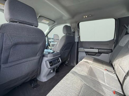 Used 2024 Ford F250 XLT w/ FX4 Off-Road Package image 27