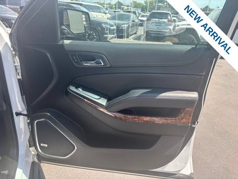 Used 2020 Chevrolet Tahoe Premier AWD/4WD image 10