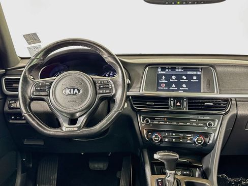 Used 2018 Kia Optima SX w/ Technology Package FWD image 11