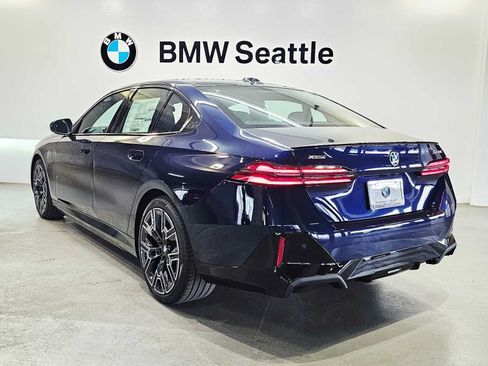New 2027 BMW 550e xDrive w/ Executive Package AWD/4WD image 4